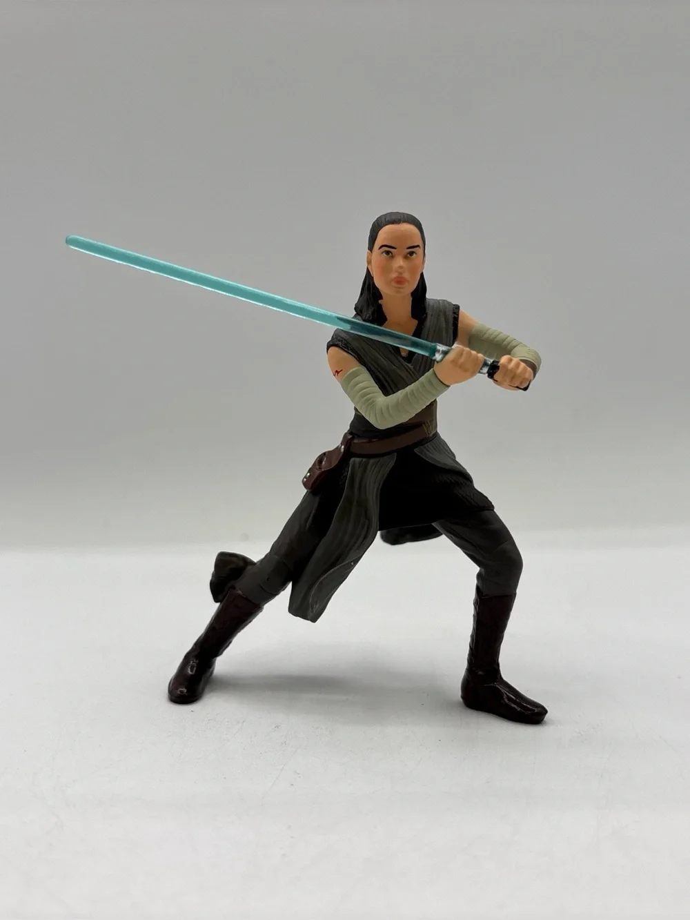Hallmark Keepsake 2017 Rey Star Wars:‎ The Last Jedi Christmas Tree Ornament EUC